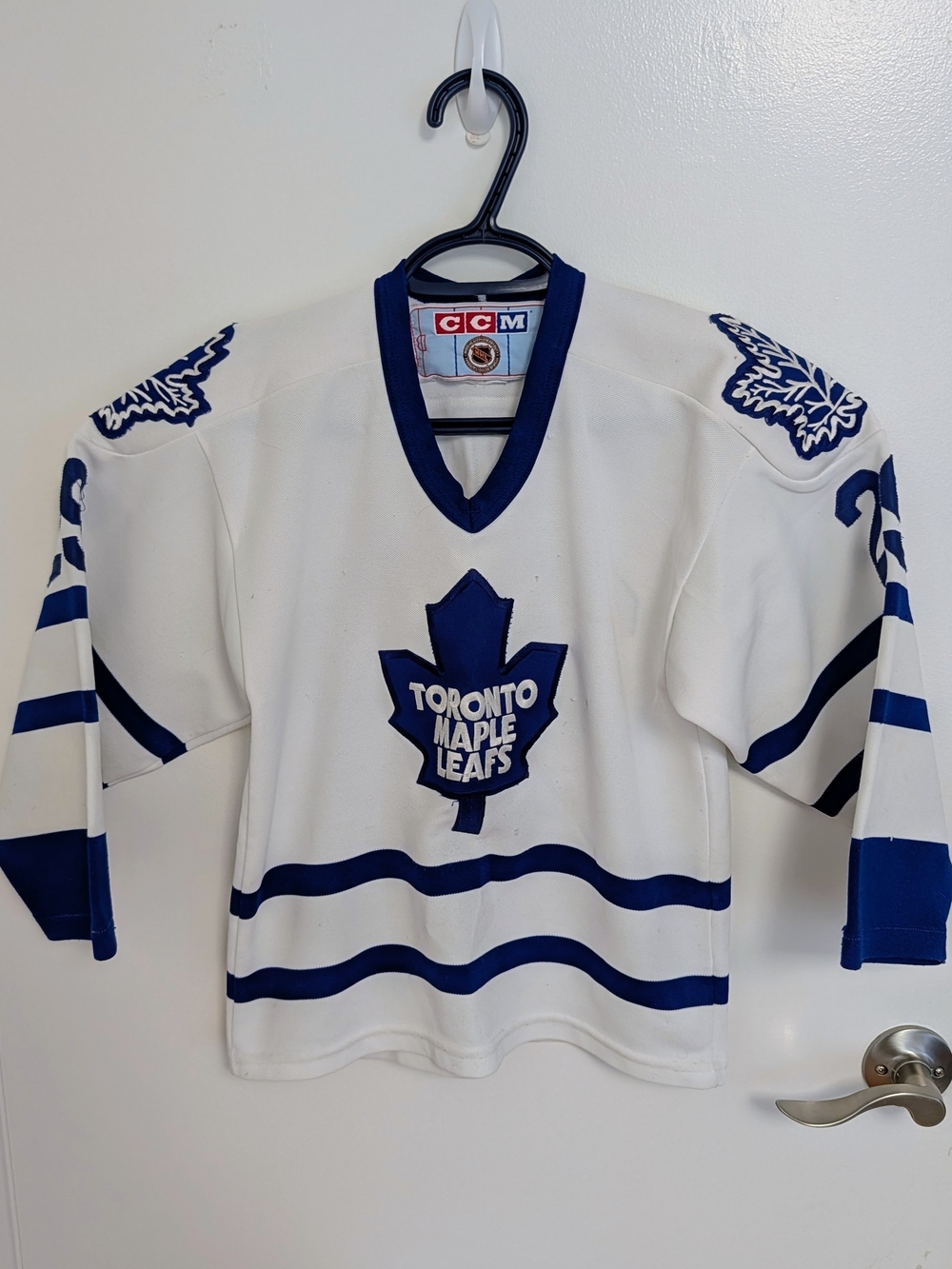 Toronto Maple Leafs Potvin #29 CCM Hockey Jersey - Youth Size Small/Medium